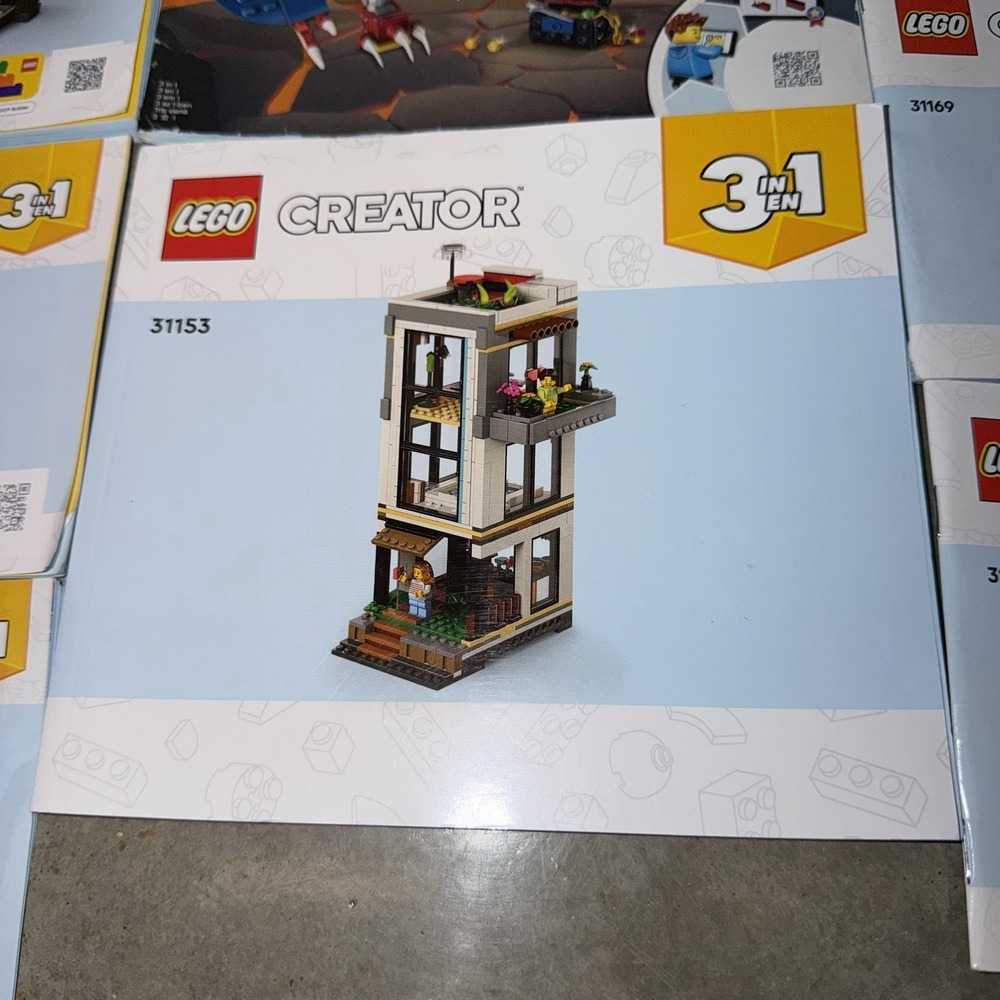LEGO‎ Creator Instruction Manuals Lot 3-in-1 Sets 31153 31102 - Picture 5 of 6